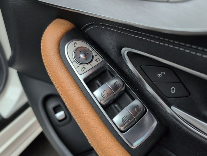 2025 Mercedes-benz C-class