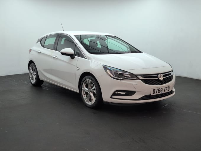 2025 Vauxhall Astra