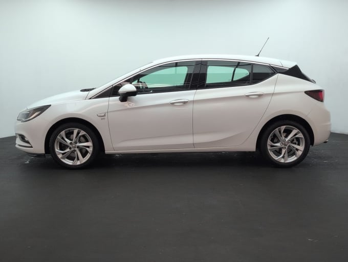 2025 Vauxhall Astra