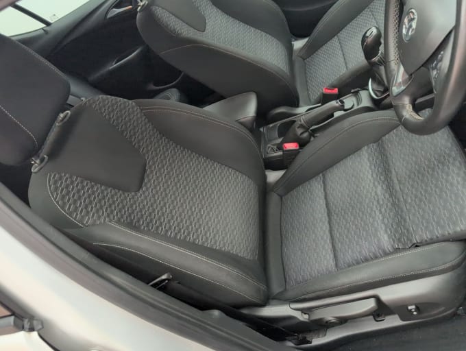 2025 Vauxhall Astra
