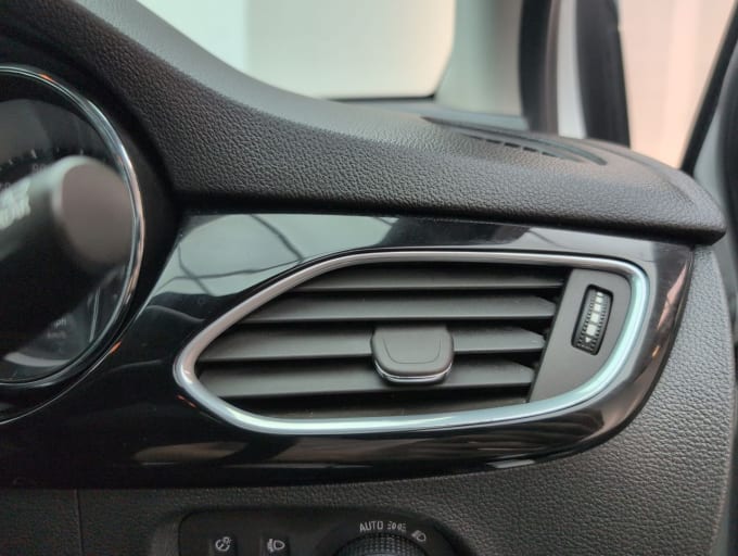2025 Vauxhall Astra