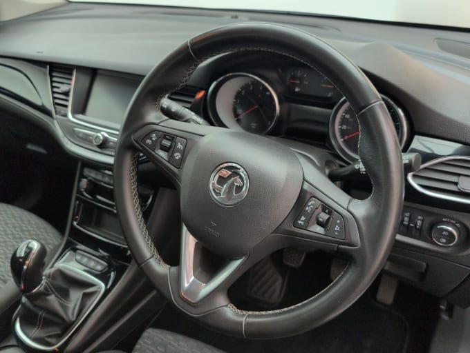 2025 Vauxhall Astra