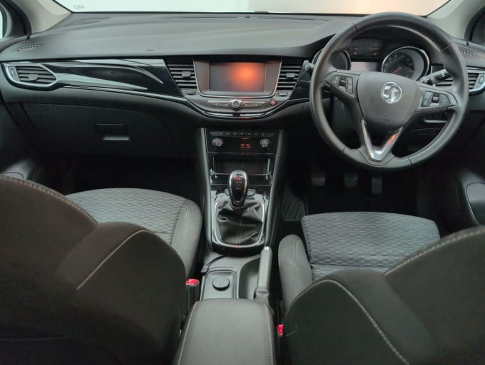 2025 Vauxhall Astra