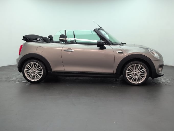 2025 Mini Convertible