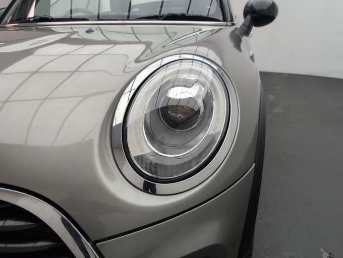 2025 Mini Convertible