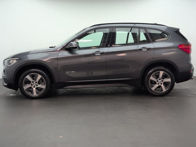 2025 BMW X1