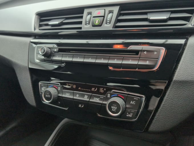 2025 BMW X1