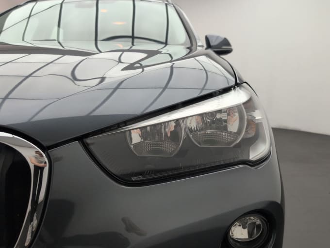 2025 BMW X1