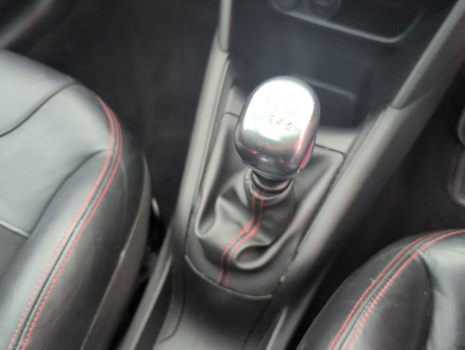 2025 Peugeot 208