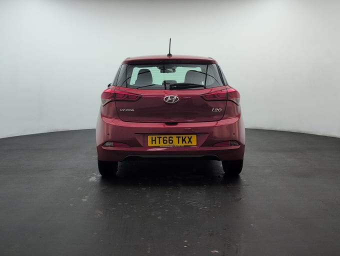 2025 Hyundai I20