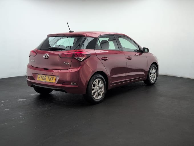 2025 Hyundai I20