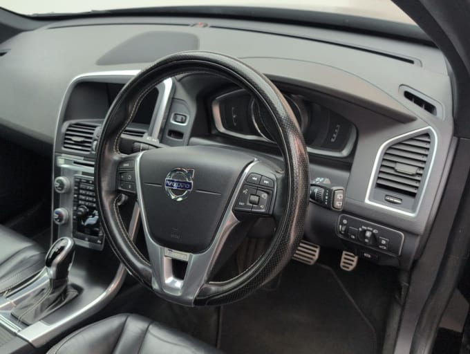 2025 Volvo Xc60