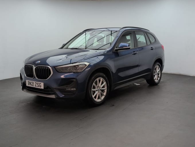 2025 BMW X1