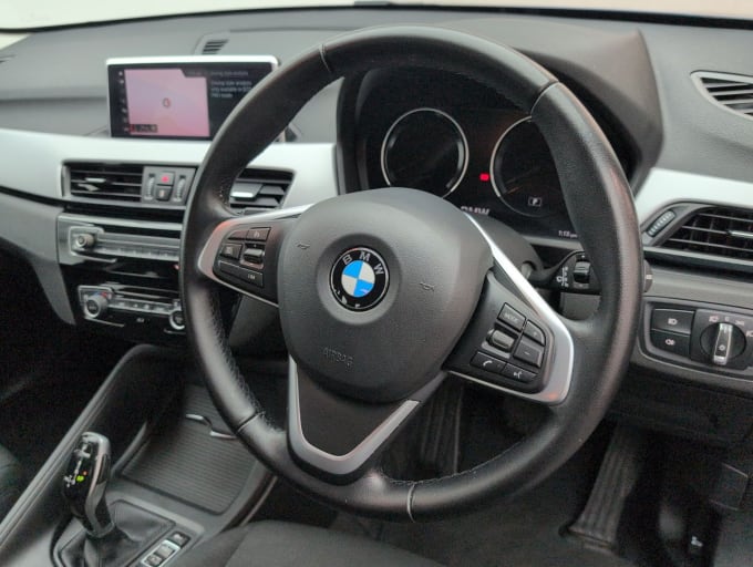 2025 BMW X1