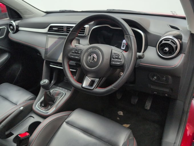 2025 Mg Mg Zs