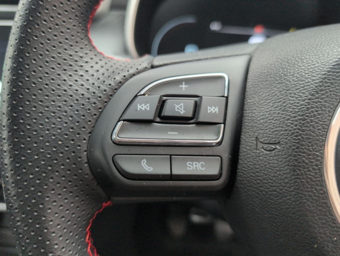 2025 Mg Mg Zs
