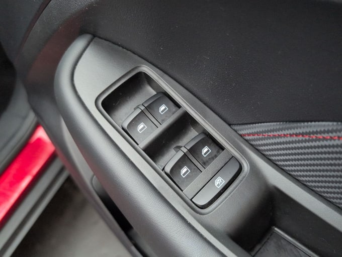 2025 Mg Mg Zs