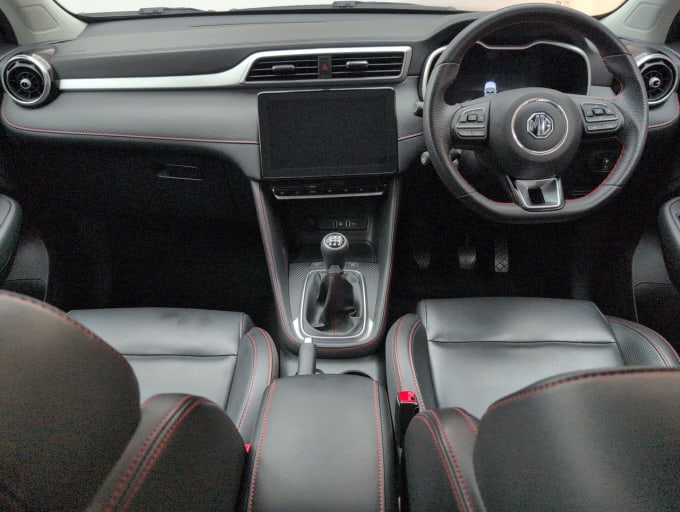 2025 Mg Mg Zs