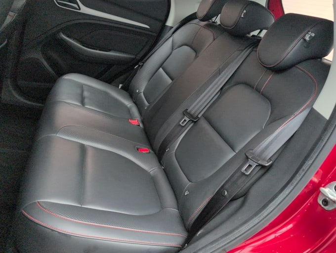 2025 Mg Mg Zs