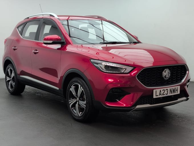 2025 Mg Mg Zs