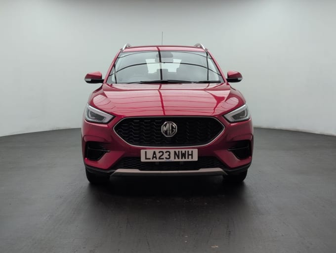 2025 Mg Mg Zs