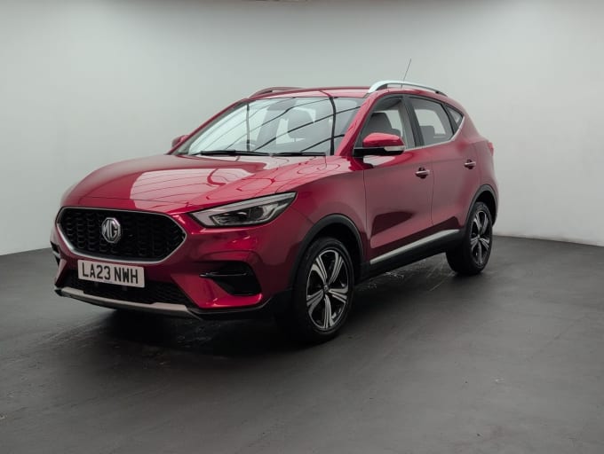 2025 Mg Mg Zs