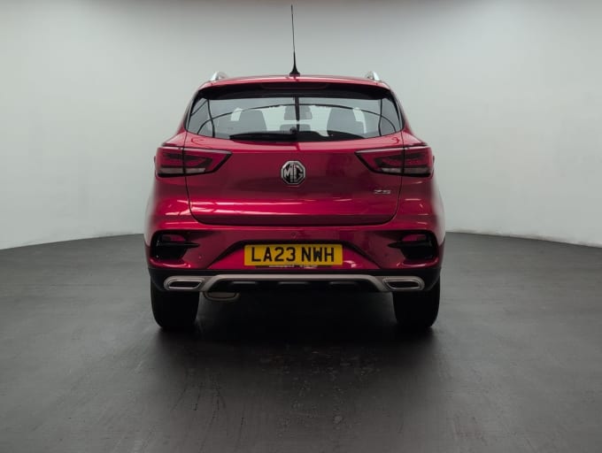 2025 Mg Mg Zs