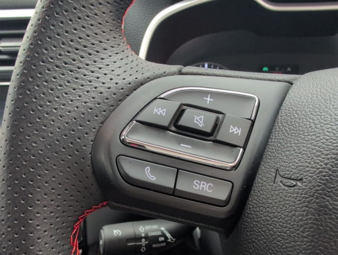 2025 Mg Mg Zs