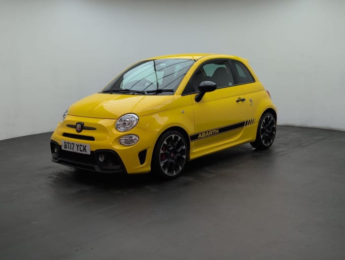 2025 Abarth 595