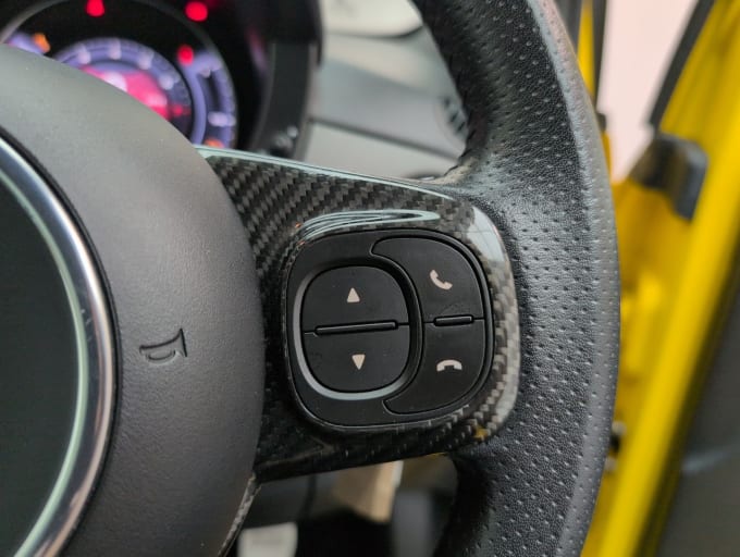 2025 Abarth 595