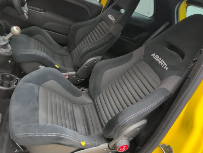 2025 Abarth 595