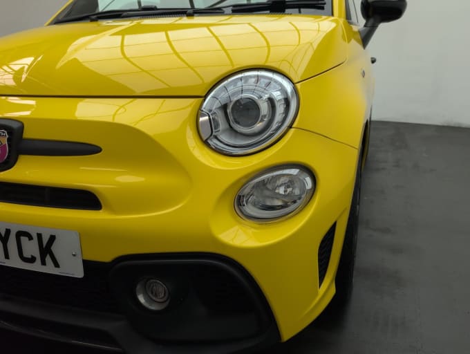 2025 Abarth 595