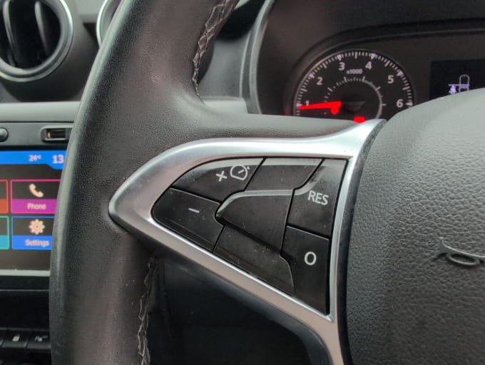 2025 Dacia Duster