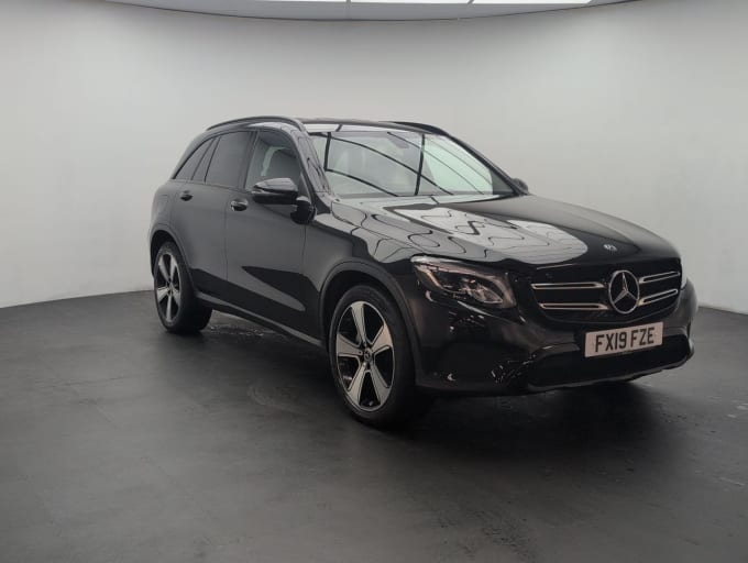 2025 Mercedes-benz Glc