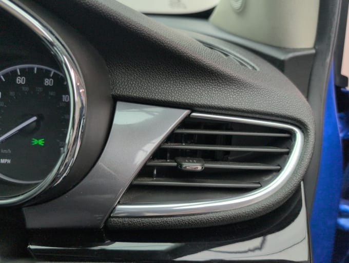 2025 Vauxhall Mokka X