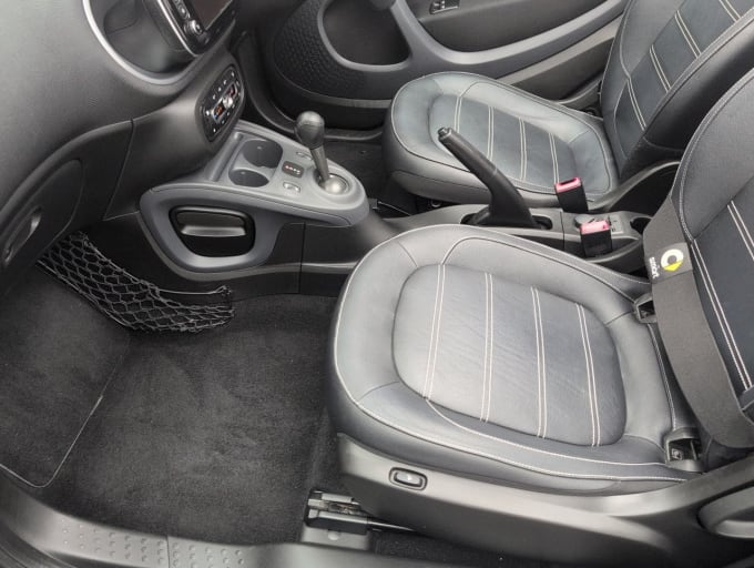 2025 Smart Fortwo