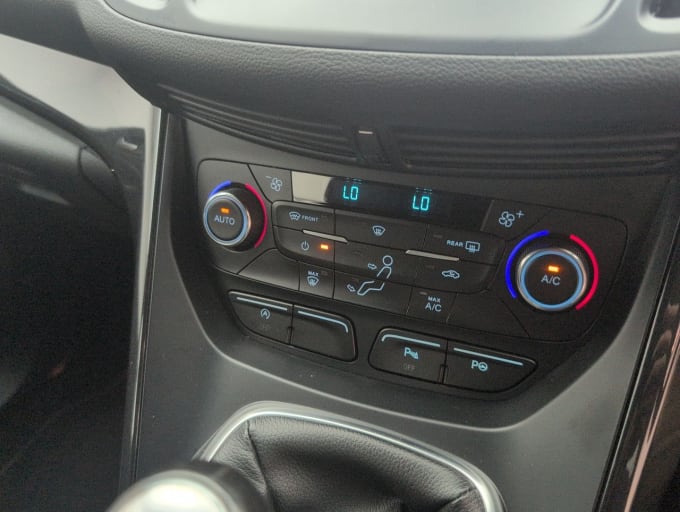 2025 Ford Kuga