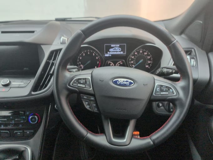 2025 Ford Kuga