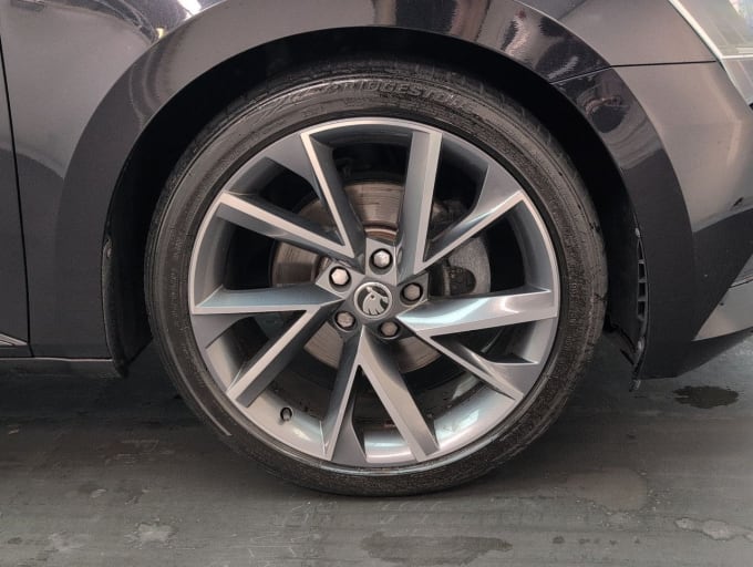 2025 Skoda Superb