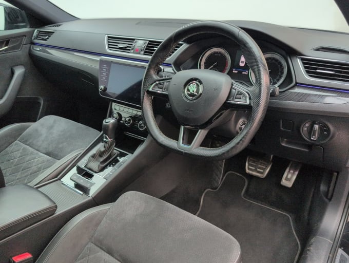 2025 Skoda Superb