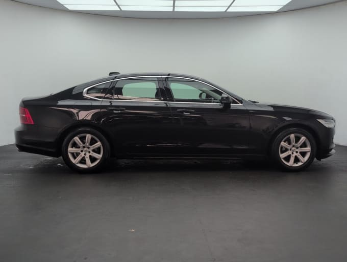 2025 Volvo S90