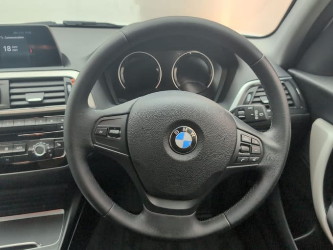 2025 BMW 1 Series
