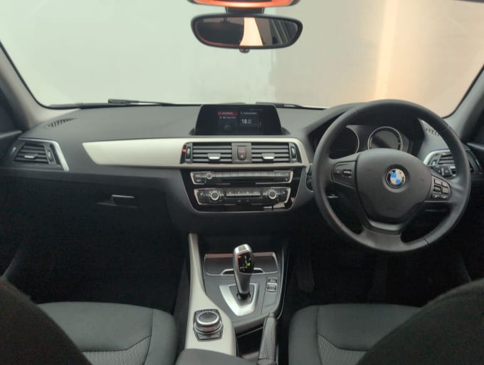 2025 BMW 1 Series