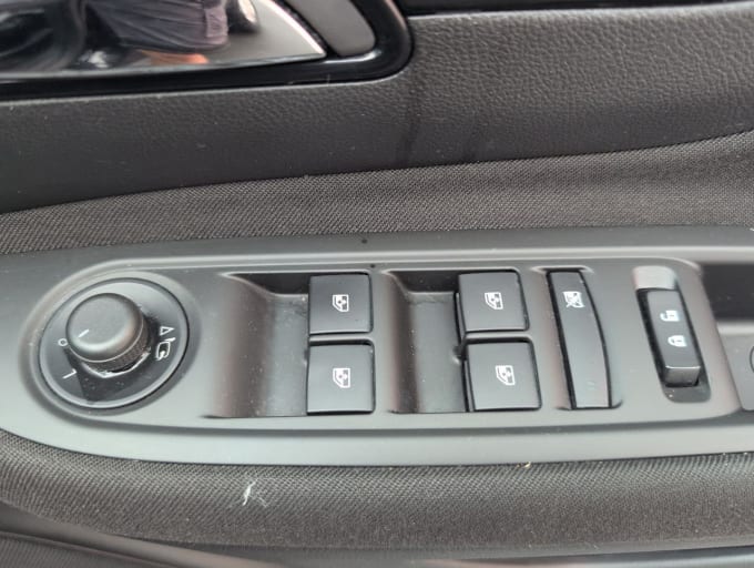 2025 Vauxhall Mokka X