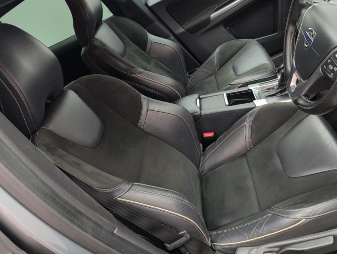 2025 Volvo Xc60