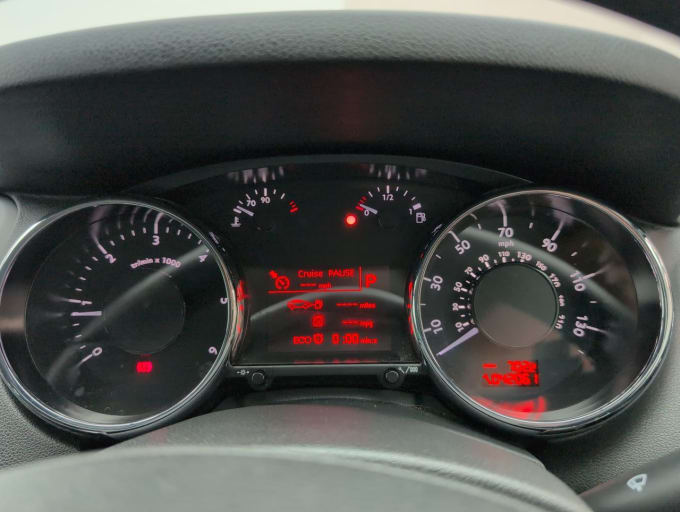 2025 Peugeot 5008