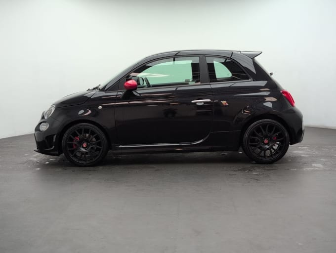 2025 Abarth 595