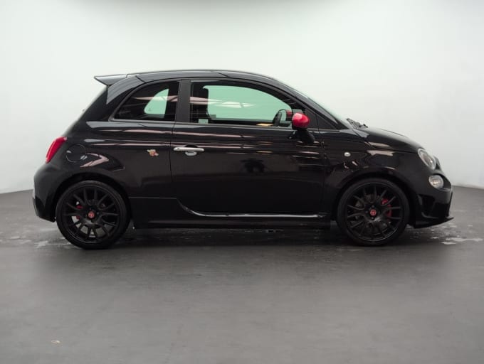 2025 Abarth 595