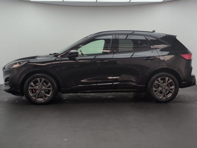 2025 Ford Kuga