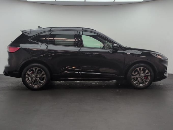 2025 Ford Kuga